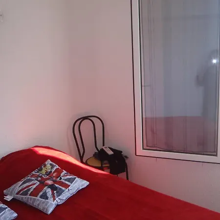 3 Pces Mez 48m2 + Terrasse 7m2 Ref 4034 * Le Castellas